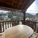 Les Buis * Belcastel (Aveyron)