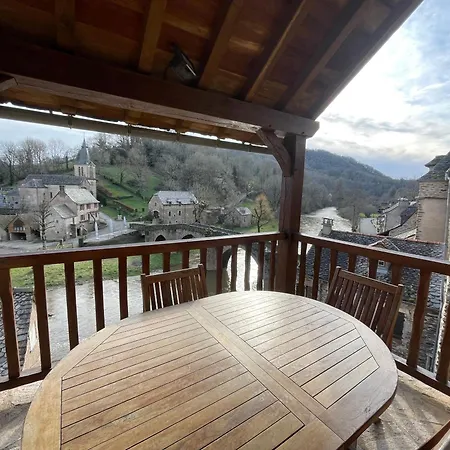 Les Buis * Belcastel (Aveyron)